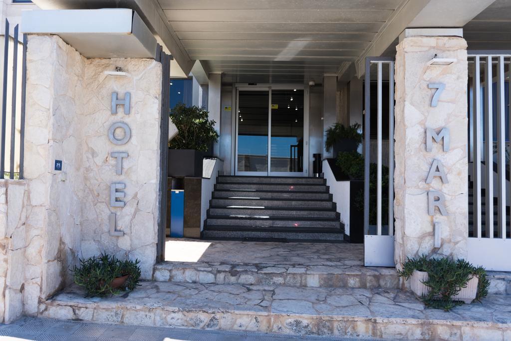 Hotel 7 Mari Bari Exterior foto