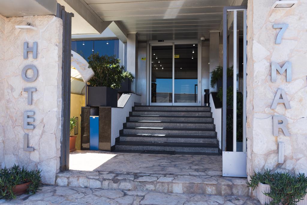 Hotel 7 Mari Bari Exterior foto